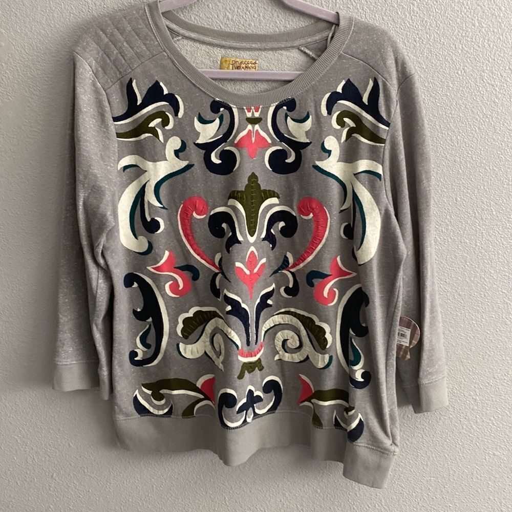 NWT- Princess Vera Wang- grey stiched sweater- Size X Large